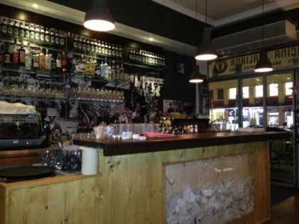 照片: Bar Retro &amp; Restaurant